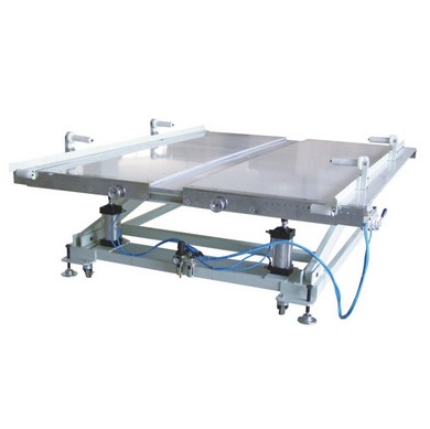 self-regulating height working table 